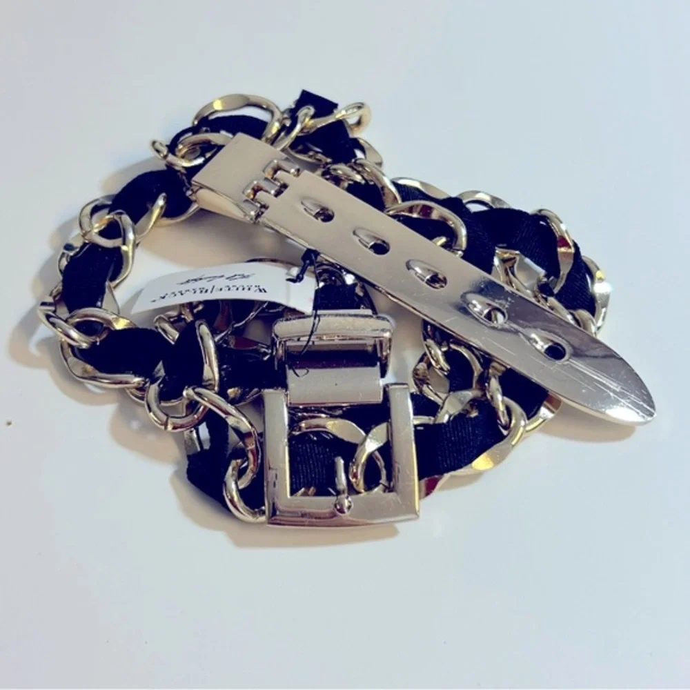 White House Black Market Gold Tone Chain Link Ribbon Heavy Metal Belt Size L NWT